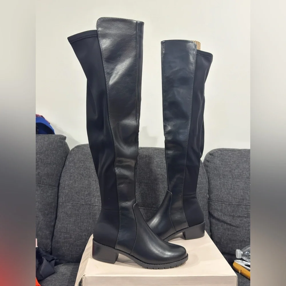 JustFab step out